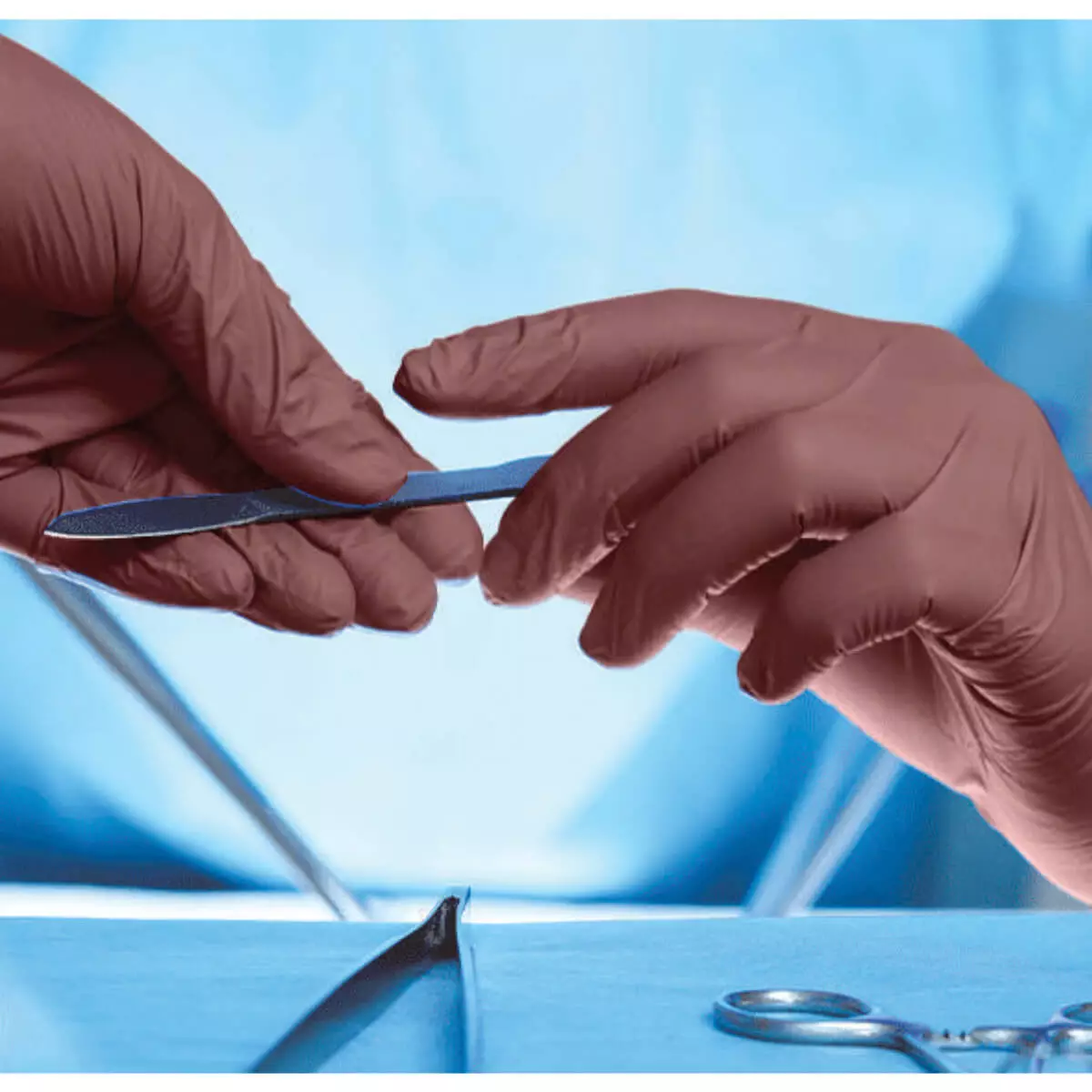  ProFeel DHD Synthetic latex-free surgical gloves