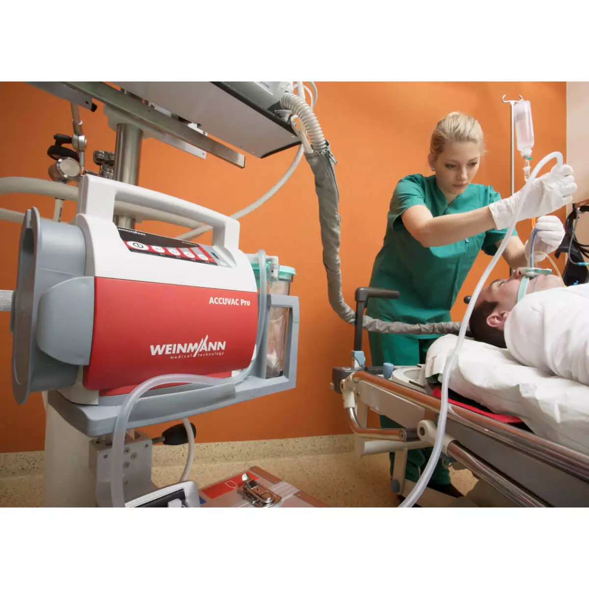  ACCUVAC Pro suction device