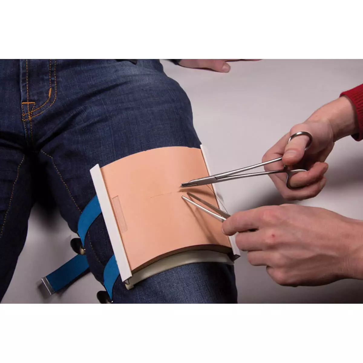  Skin Suture Pad Holder for Skin Suture Trainer