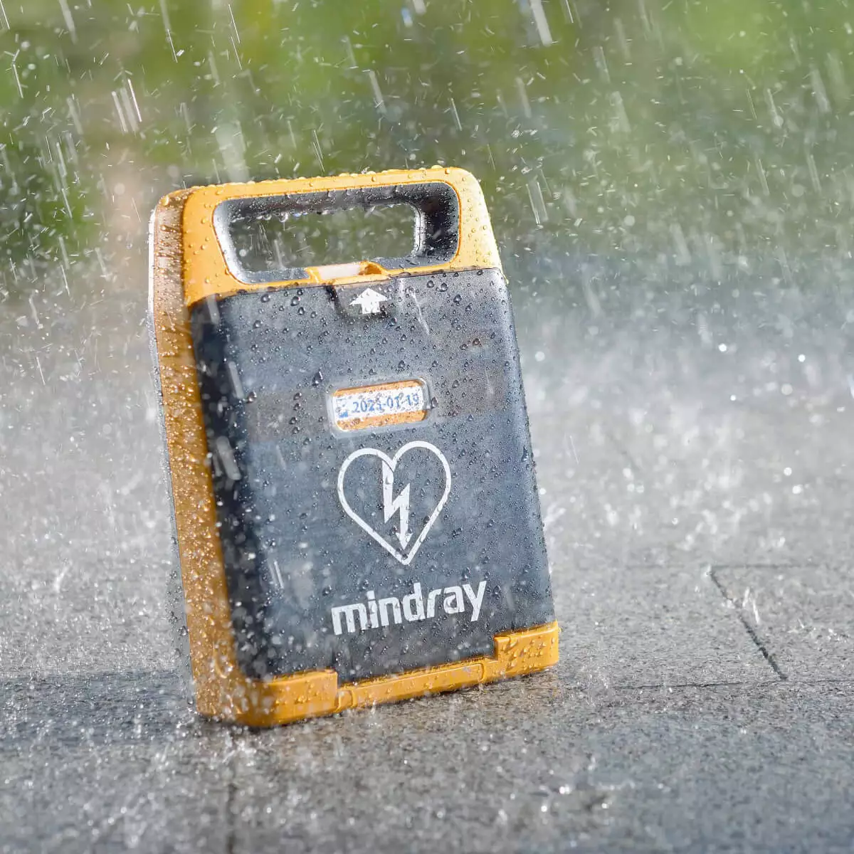  Beneheart C2 defibrillator with color display (semi-automatic)