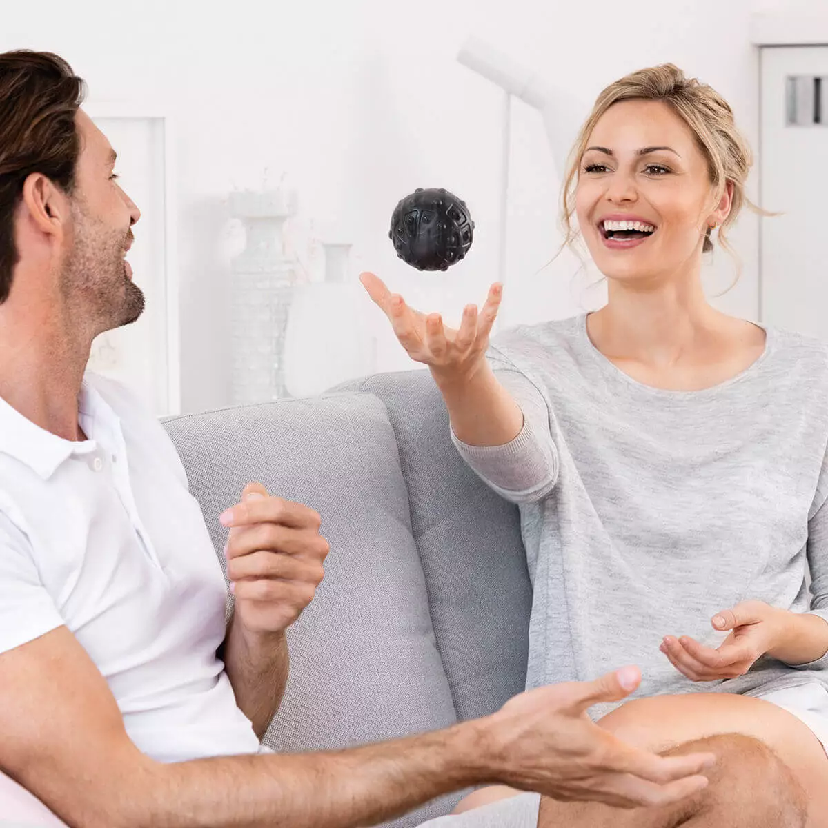  MG 10 vibrating massage ball