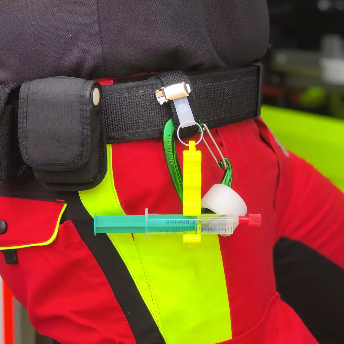  MediCrimp syringe holder