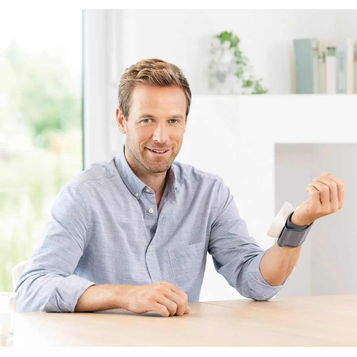  BC 21 wrist blood pressure monitor