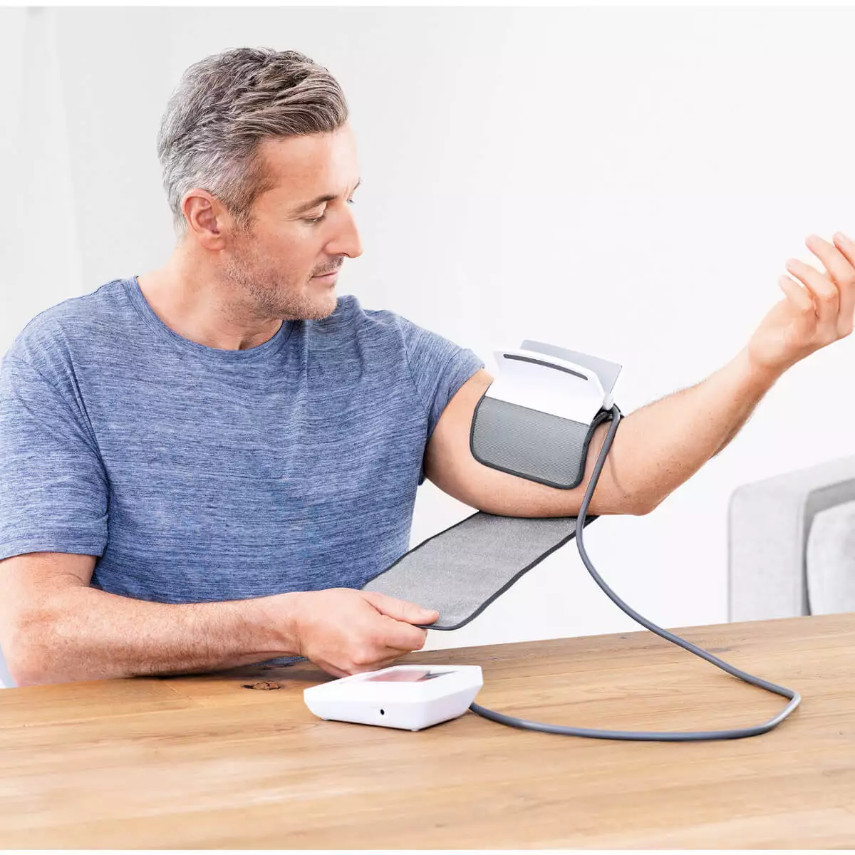  BM 51 easyClip upper arm blood pressure monitor