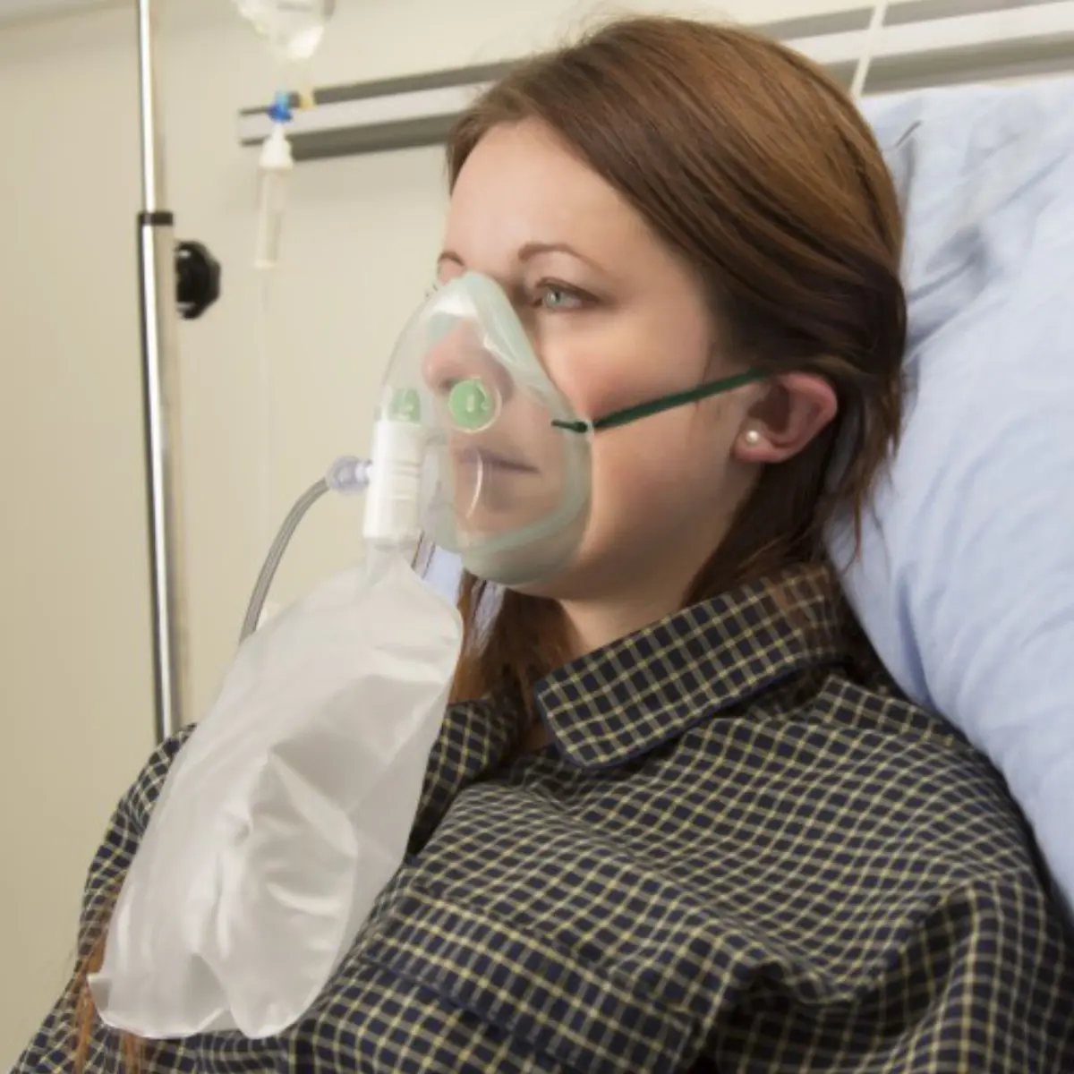 EcoLoite oxygen inhalation mask with reservoir bag EcoLoite oxygen inhalation mask with reservoir bag