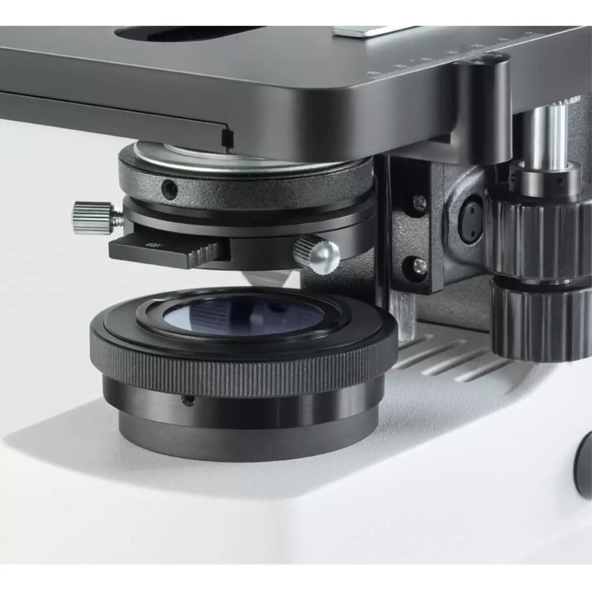  OBL 156 Phase contrast microscope trinocular