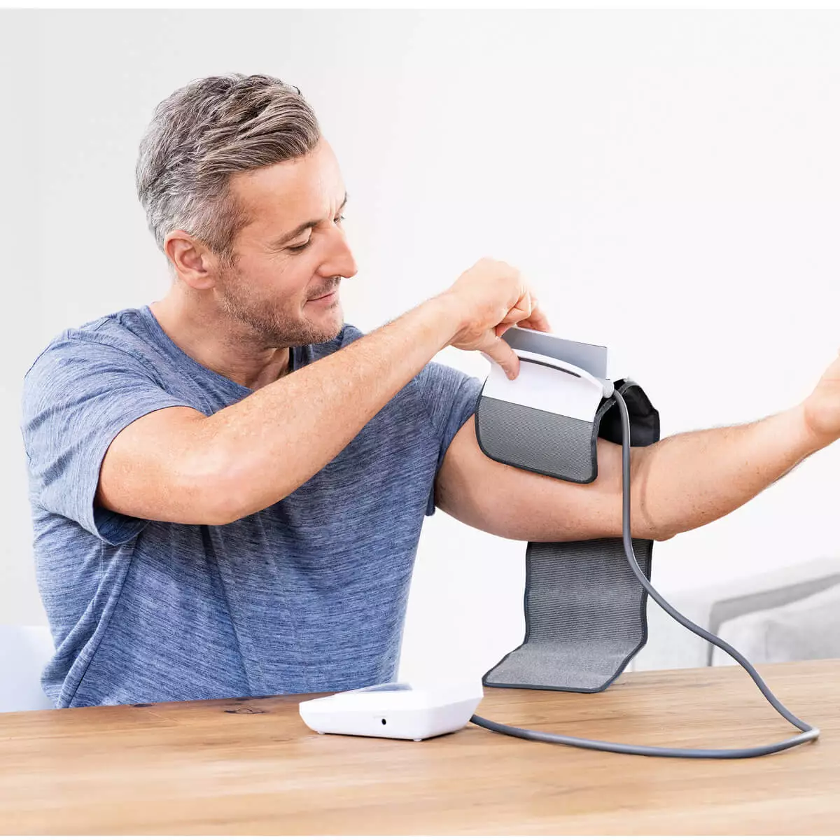  BM 51 easyClip upper arm blood pressure monitor