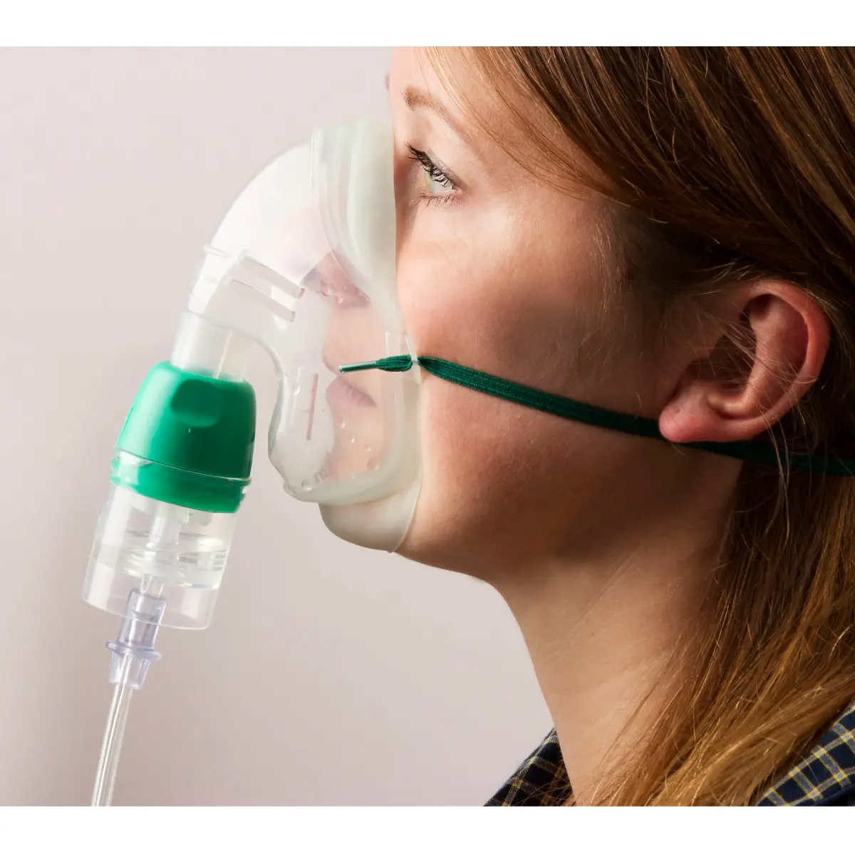 Nebulizer set with mask and hose Nebulizer set with mask and hose