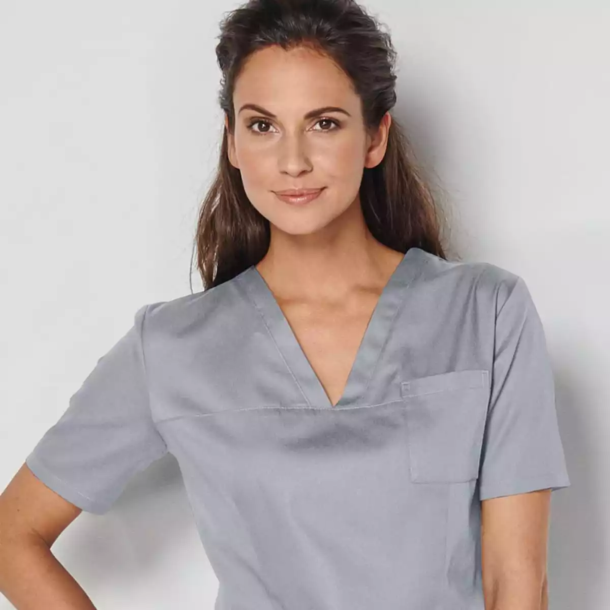 Ladies’ scrub top Roma with V-neck Ladies’ scrub top Roma with V-neck