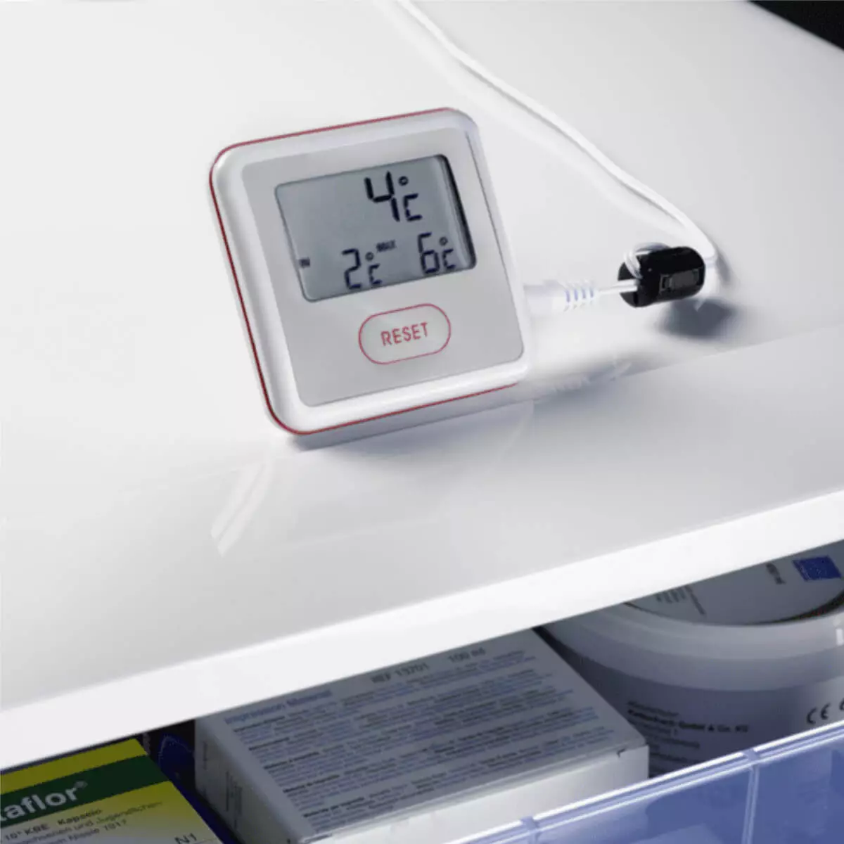 DS 301H medicine refrigerator