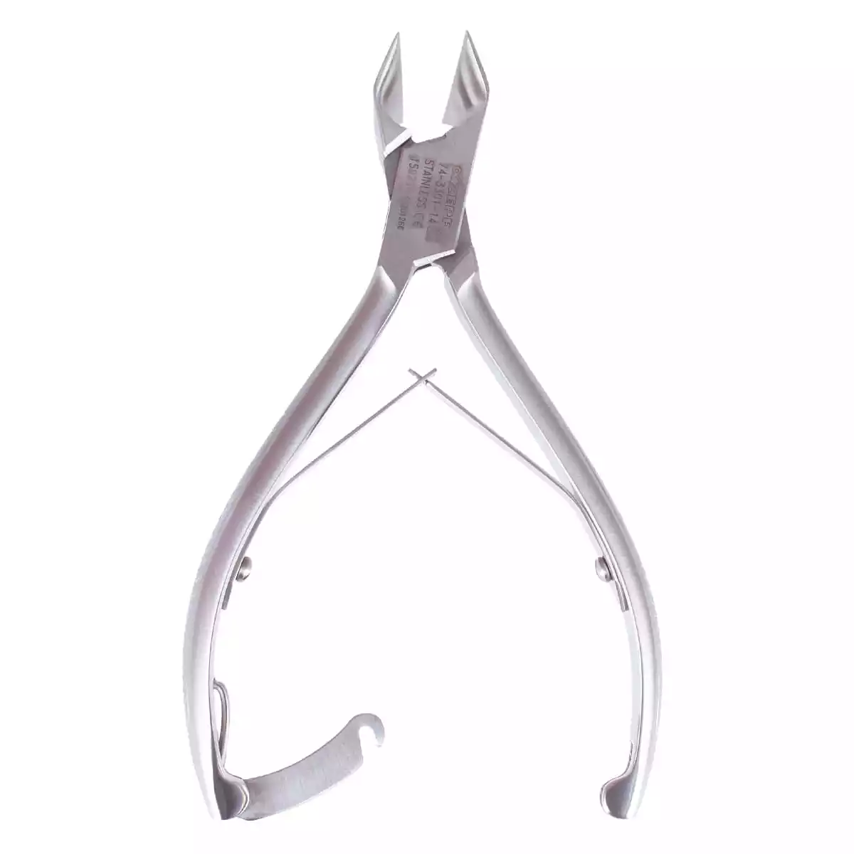 Nail-clipper