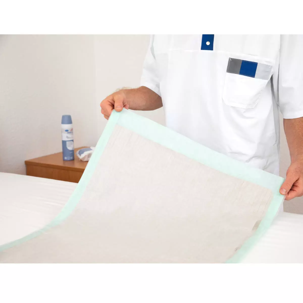 MoliCare Bed Mat Eco bed protection pads – 9-drop absorbency MoliCare Bed Mat Eco bed protection pads – 9-drop absorbency