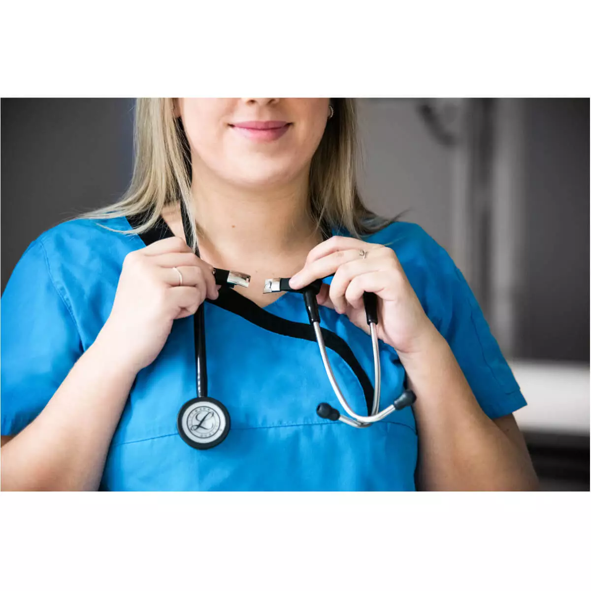  Stethoscope holder